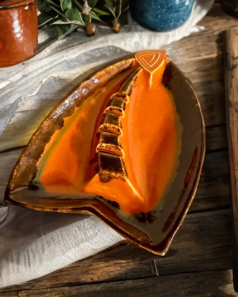 Leaf-shaped Ashtray